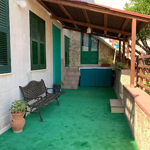 https://li-vigni-house.sicilyhotelsitaly.net
